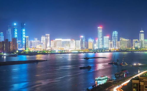 2021年南昌房價(jià)跌回3年前,買房這1盤需謹(jǐn)慎,這4盤可撿漏